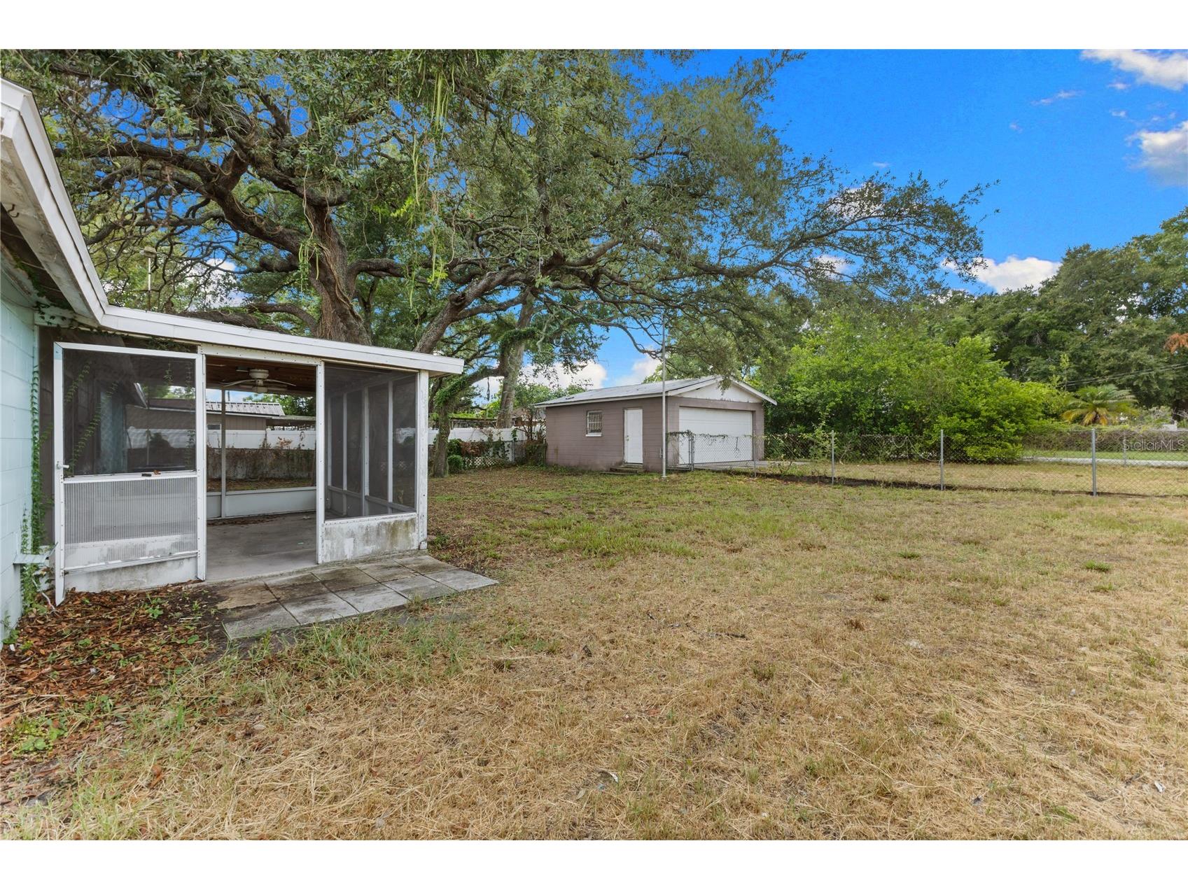 10410 N Central Avenue Tampa FL 33612 TB8525054 image13