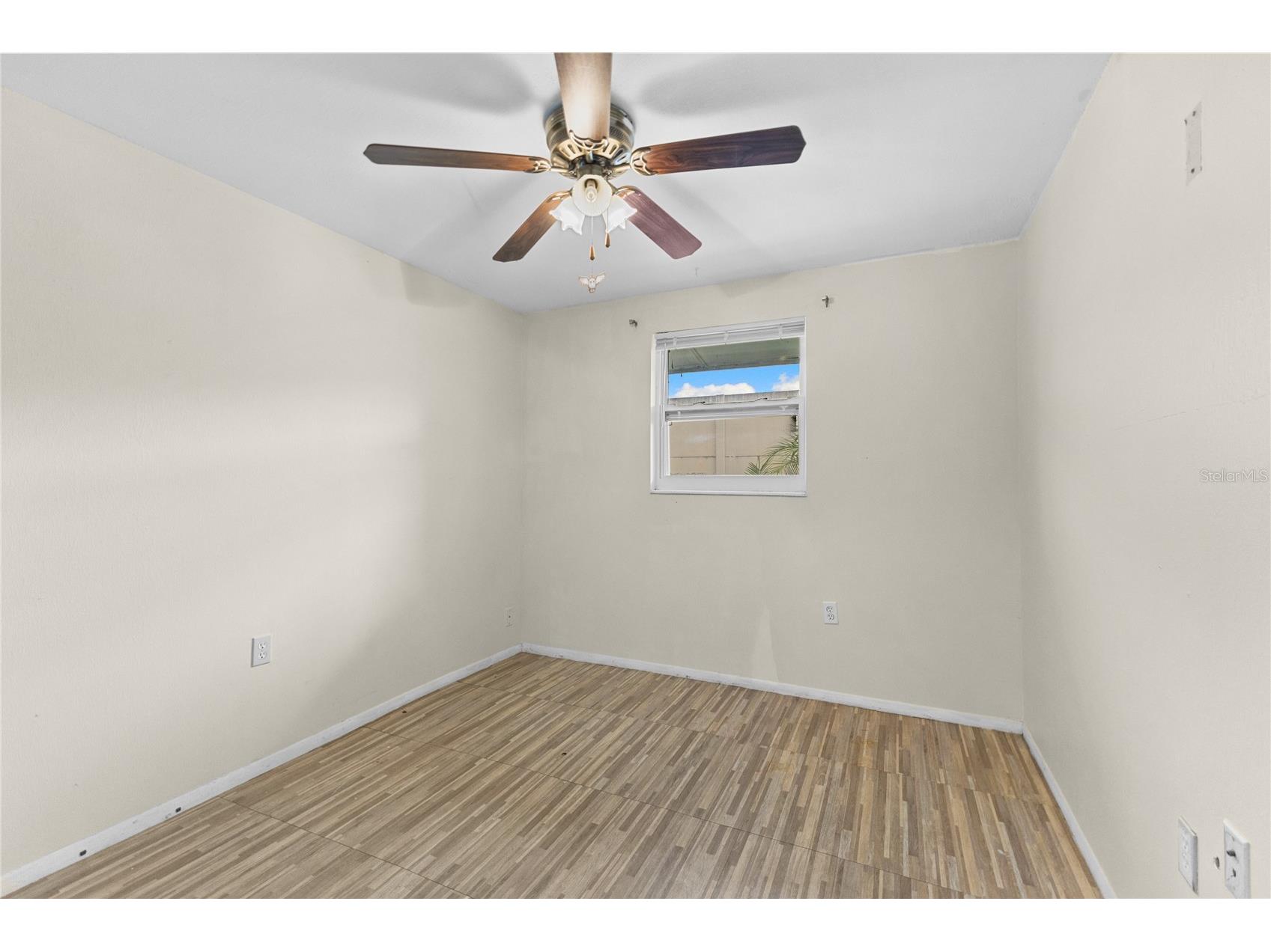 10410 N Central Avenue Tampa FL 33612 TB8525054 image7