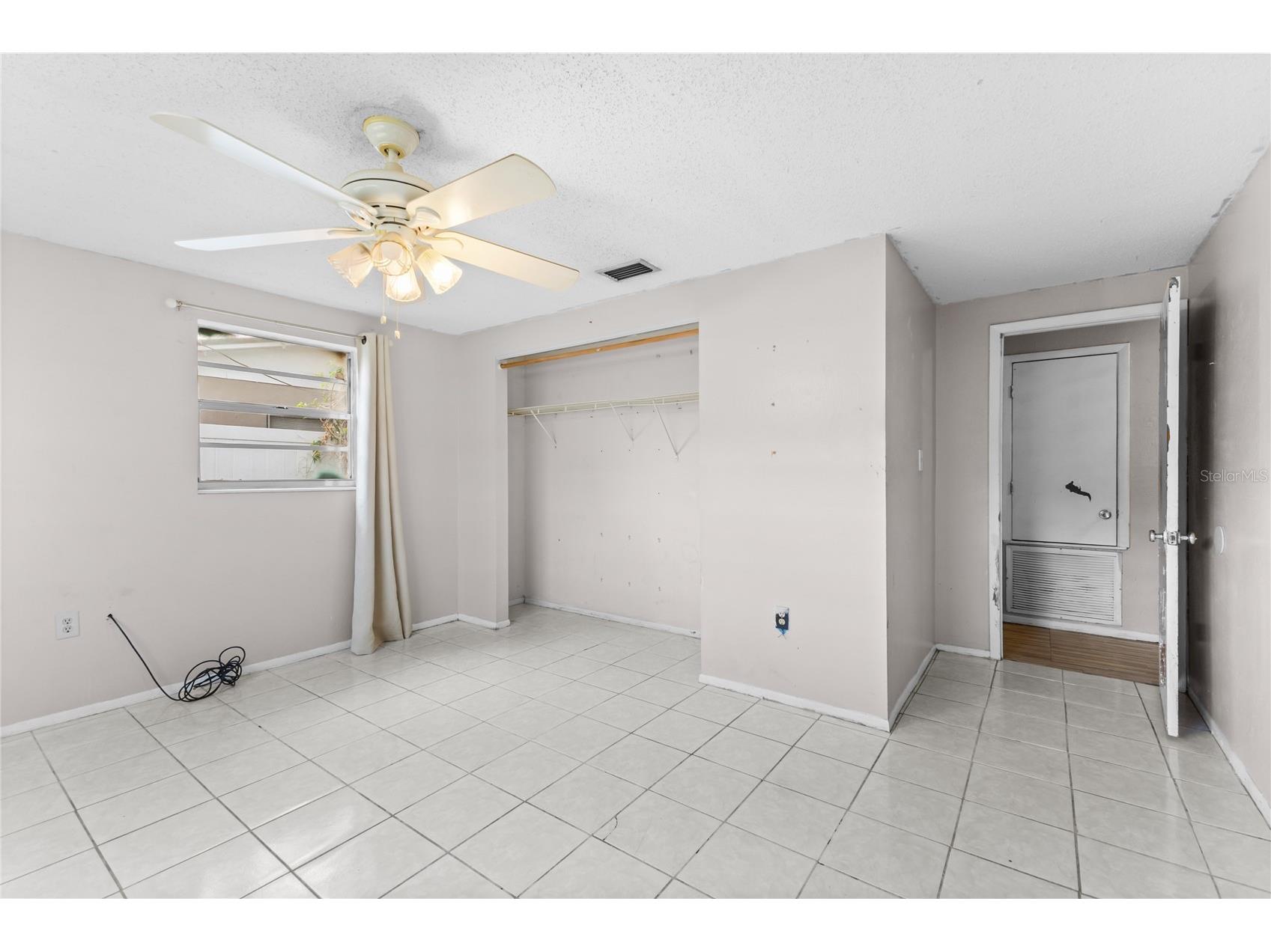 10410 N Central Avenue Tampa FL 33612 TB8525054 image8