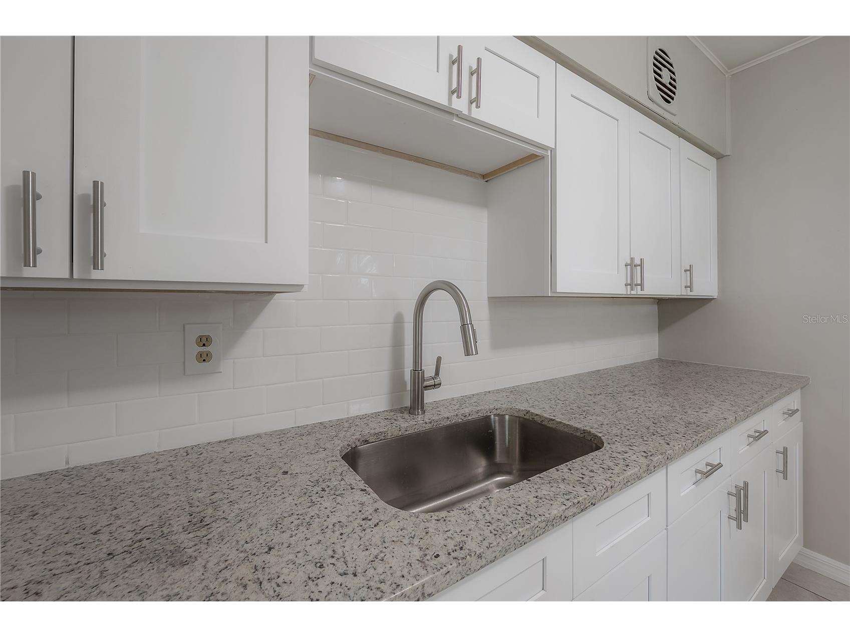 10411 N Woodmere Road Tampa FL 33617 TB8477373 image10