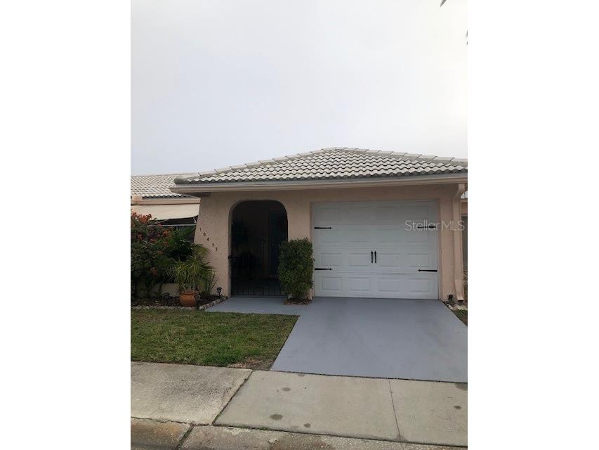 10413 Azalea Park Drive N #4 Pinellas Park FL 33782 T3356277 image1