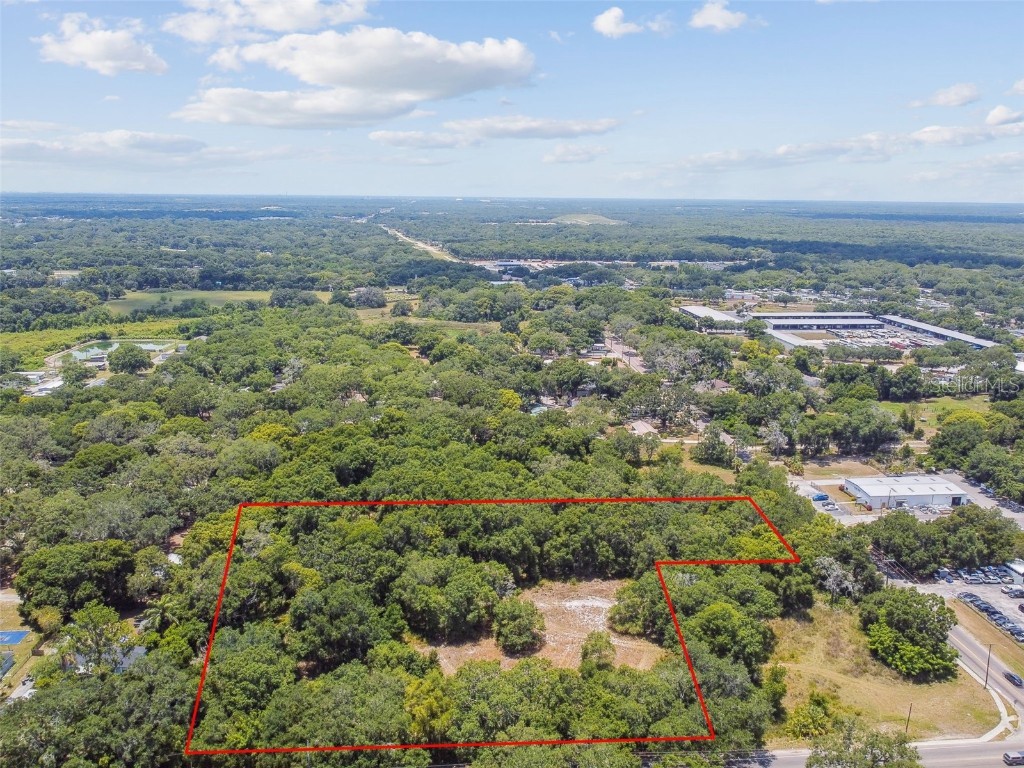 10413 Main Street Thonotosassa FL 33592 T3532576 image20