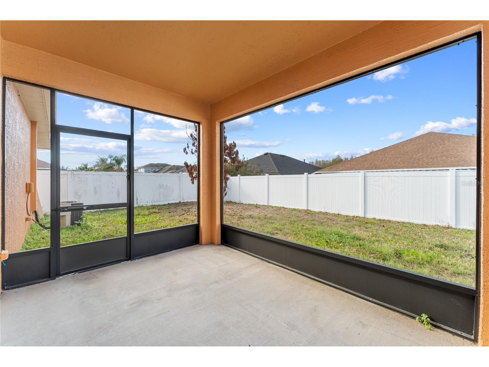 10416 Meadow Spring Drive Tampa FL 33647 TB8479893 image3