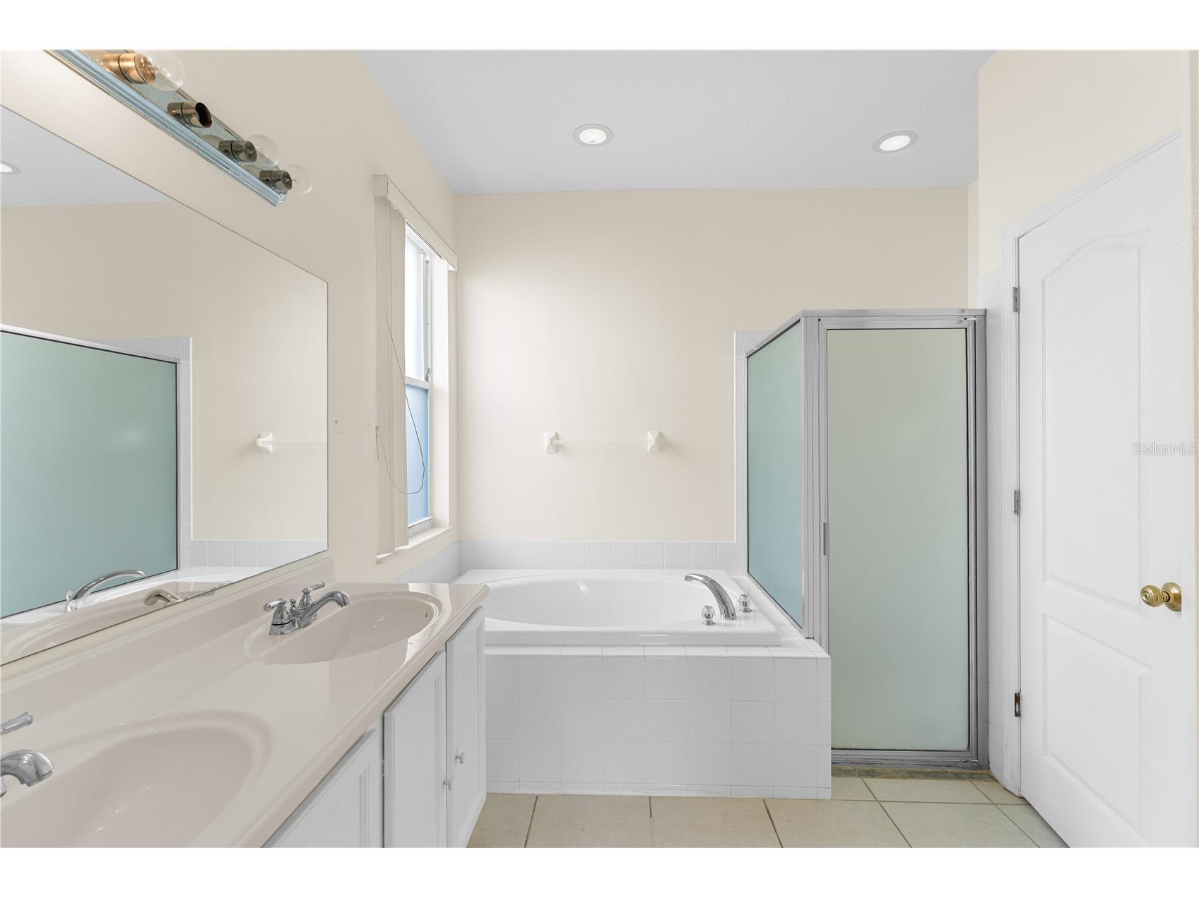 10416 Meadow Spring Drive Tampa FL 33647 TB8479893 image37