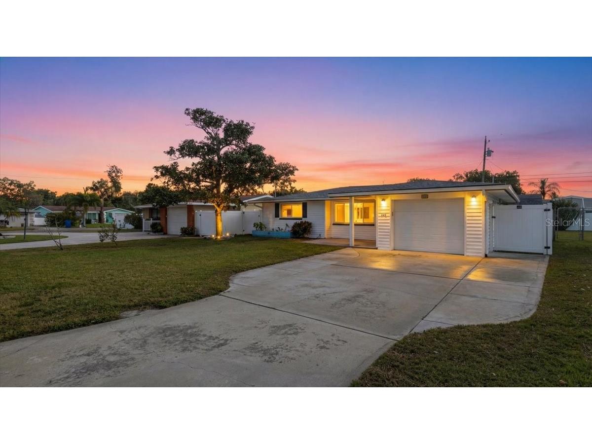 10416 Orange Blossom Lane Seminole FL 33772 TB8462199 image1