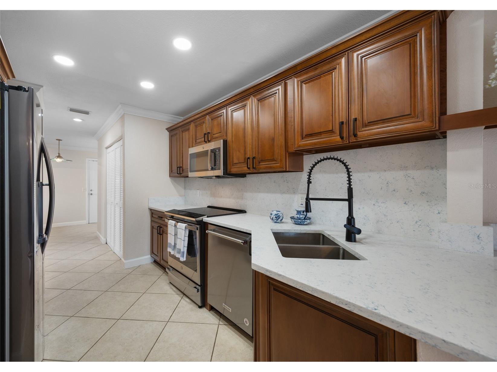 10416 Saint Tropez Place Tampa FL 33615 TB8493768 image12