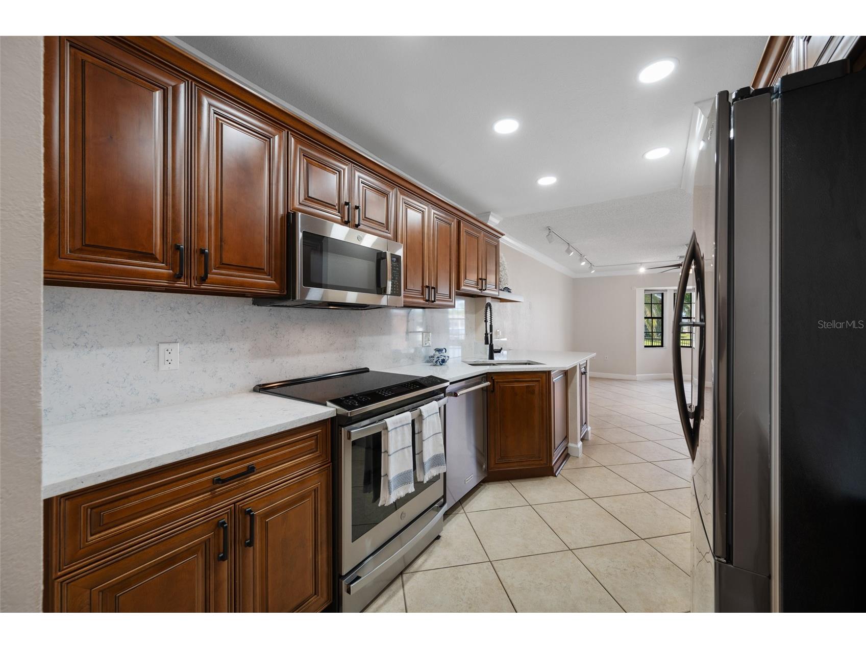 10416 Saint Tropez Place Tampa FL 33615 TB8493768 image13
