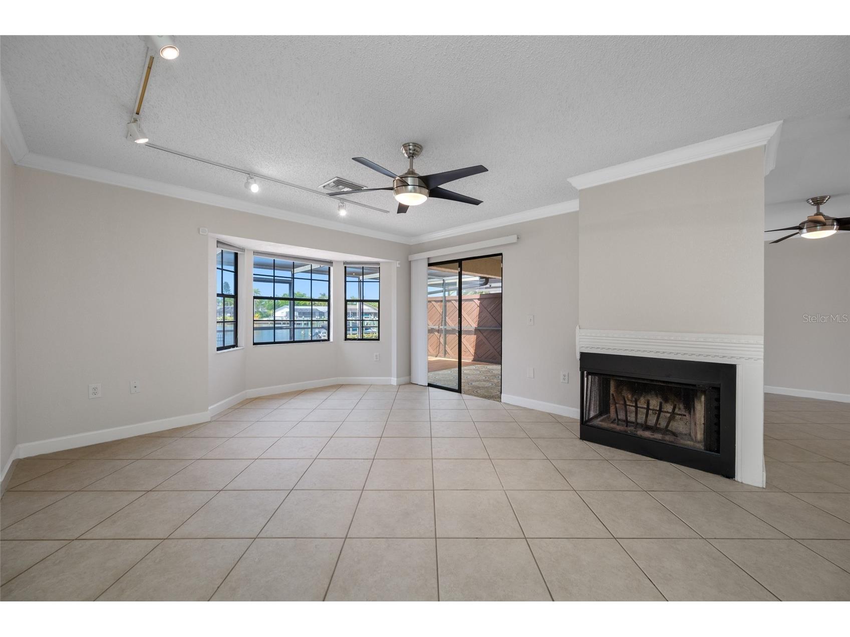 10416 Saint Tropez Place Tampa FL 33615 TB8493768 image20