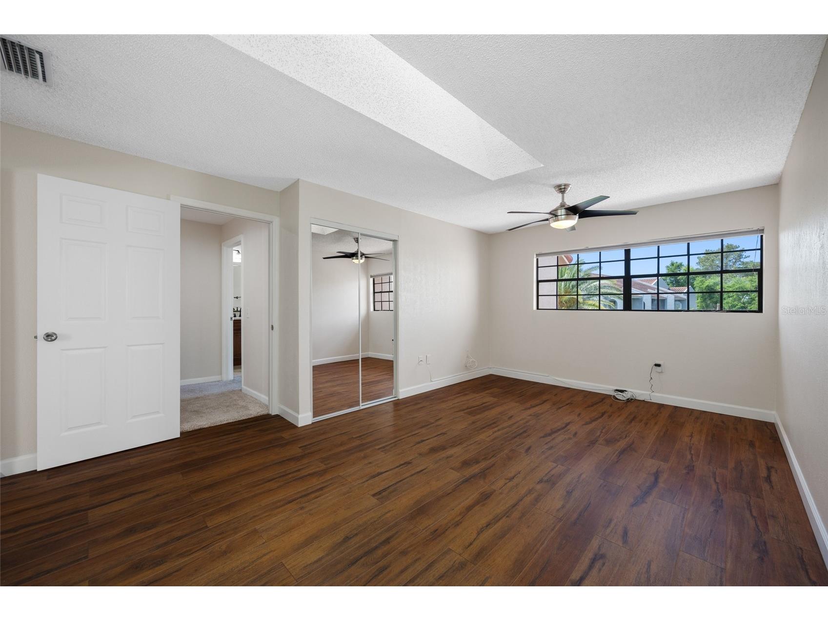 10416 Saint Tropez Place Tampa FL 33615 TB8493768 image36