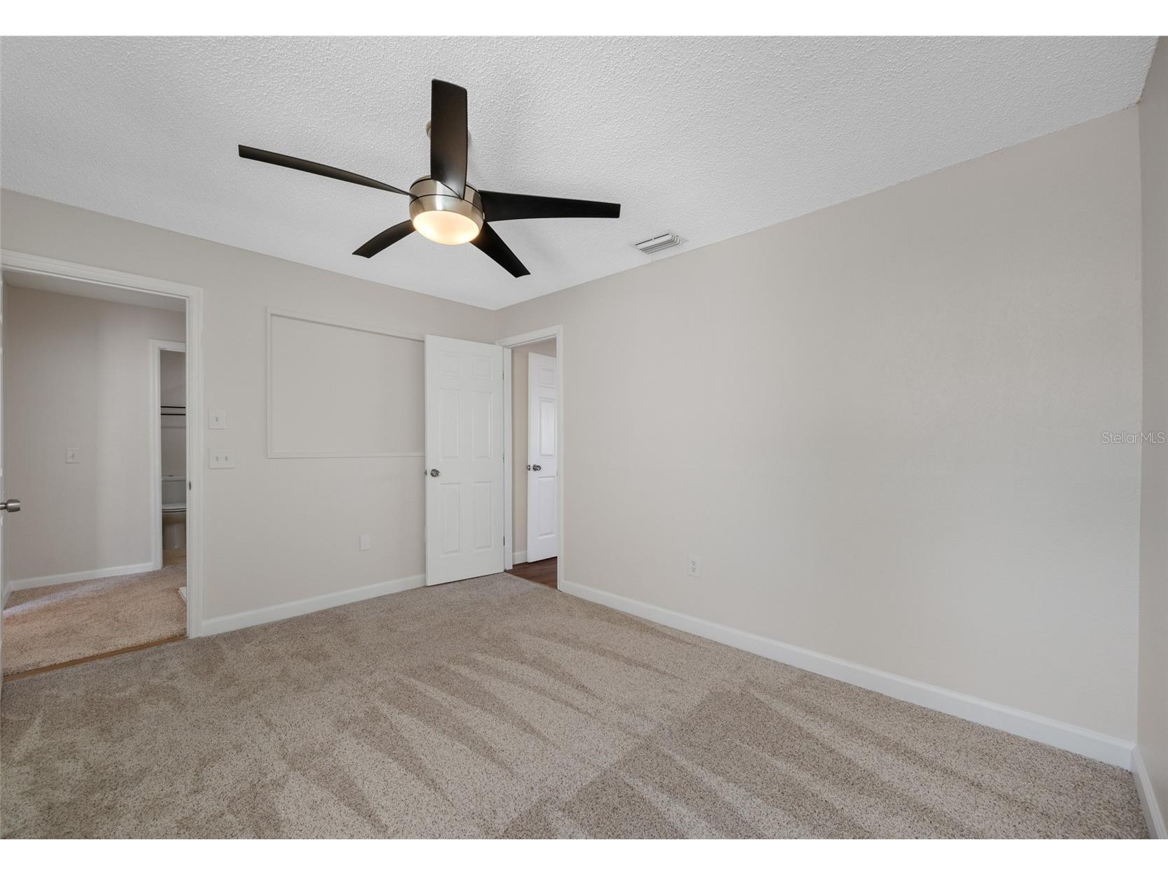 10416 Saint Tropez Place Tampa FL 33615 TB8493768 image41