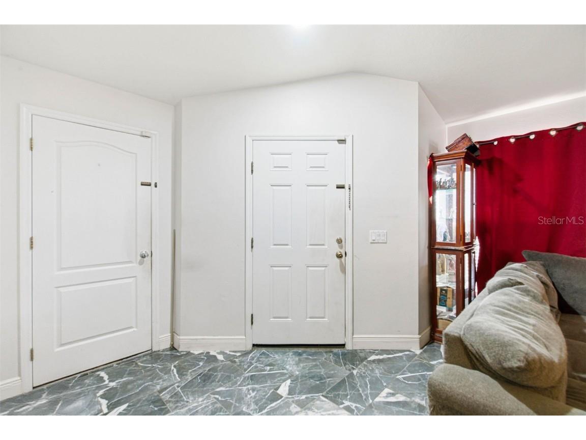 10417 Blackmore Drive Tampa FL 33647 TB8456918 image40