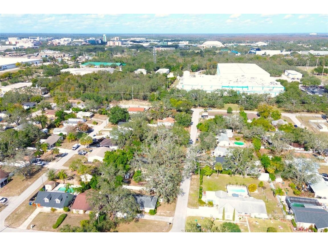 10418 N Oklawaha Avenue Tampa FL 33617 TB8458818 image60