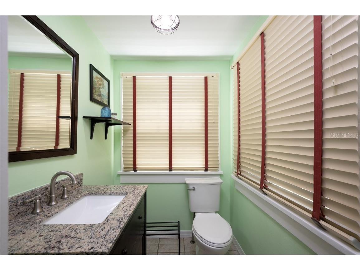 1042 16th Avenue N Saint Petersburg FL 33704 TB8415364 image27