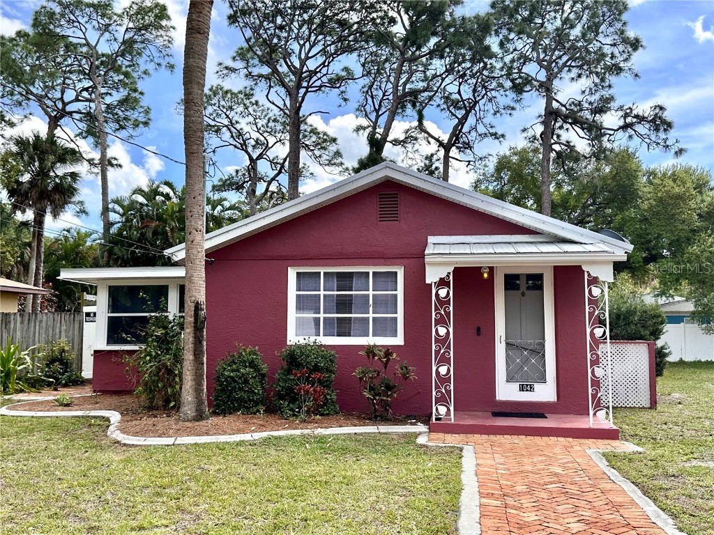 1042 41st Street Sarasota FL 34234 A4602616 image1