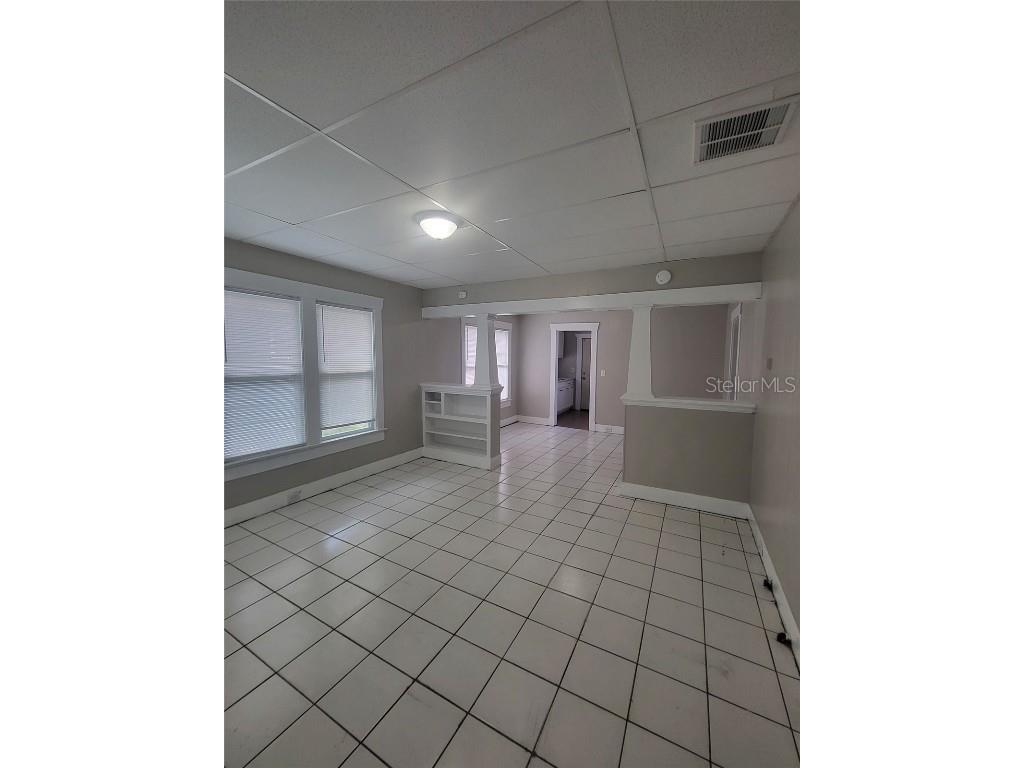 1042 8th Avenue S Saint Petersburg FL 33705 TB8421122 image2