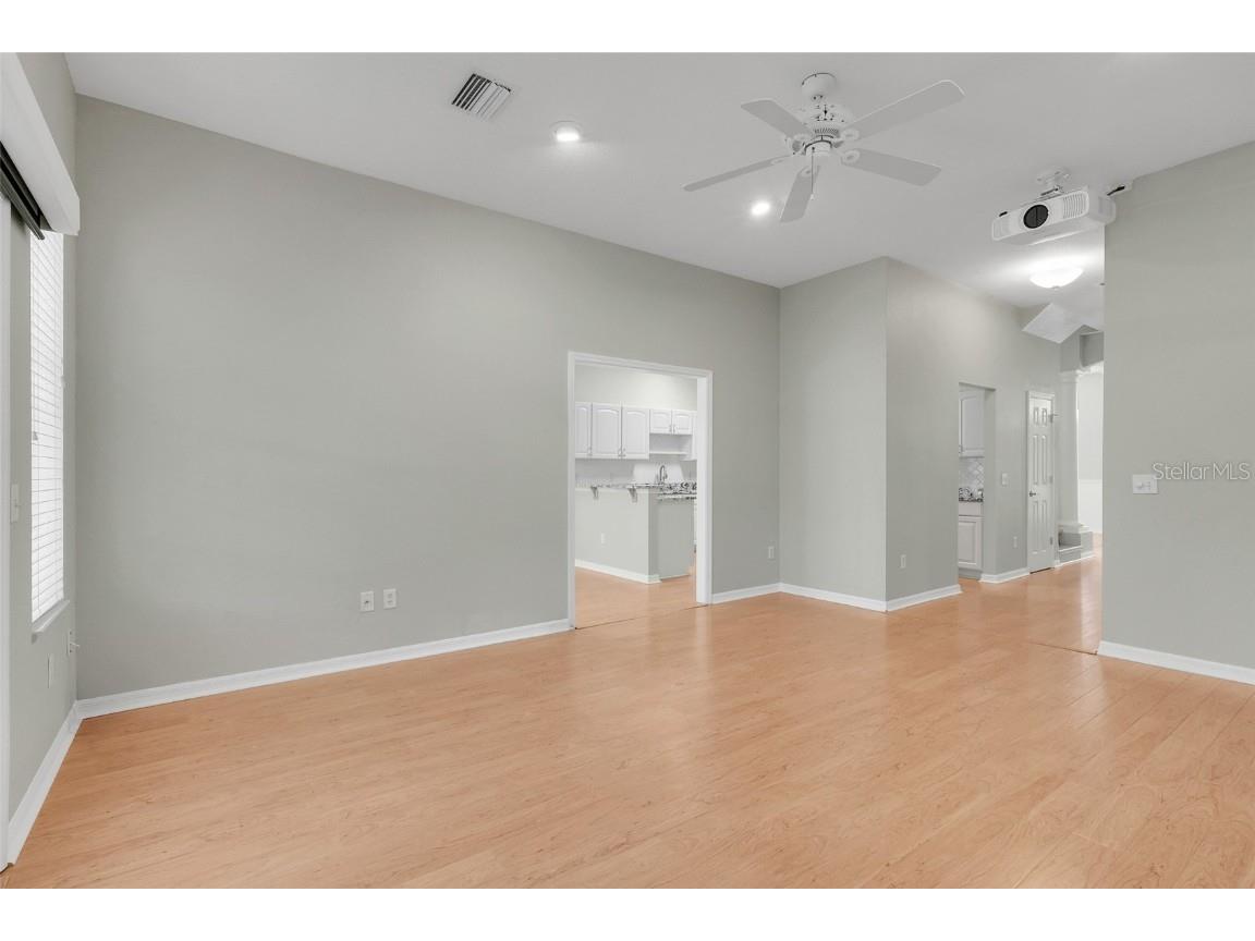 1042 Avenida Sonoma Lady Lake FL 32159 O6330934 image20