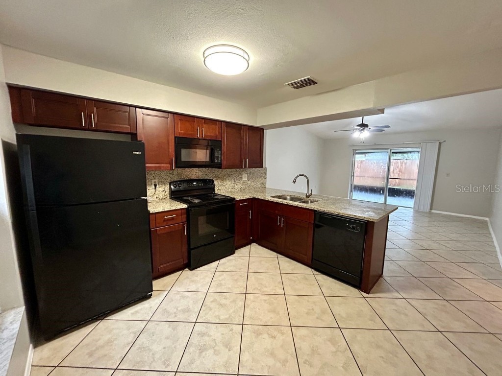 1042 Axlewood Circle Brandon FL 33511 TB8457386 image10