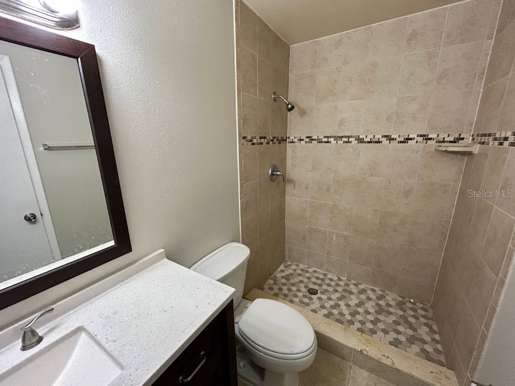 1042 Axlewood Circle Brandon FL 33511 TB8457386 image15