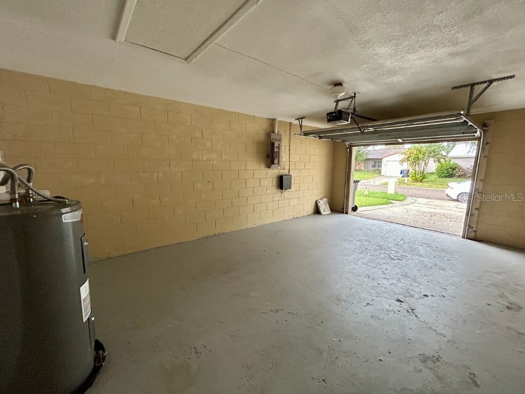 1042 Axlewood Circle Brandon FL 33511 TB8457386 image25