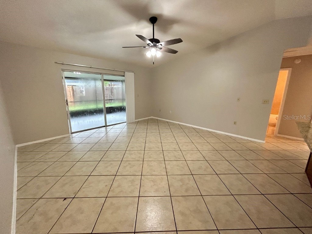 1042 Axlewood Circle Brandon FL 33511 TB8457386 image6