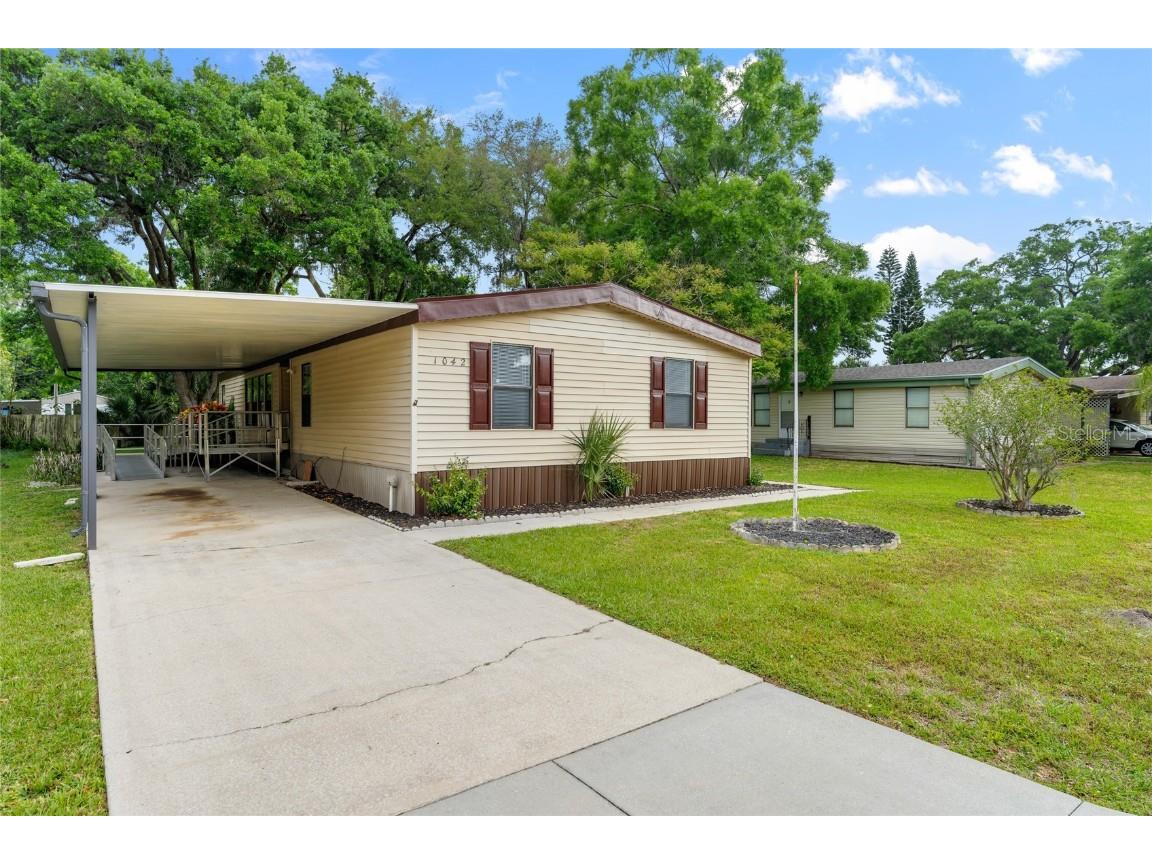 1042 Beckman Drive South Daytona FL 32119 V4936300 image1