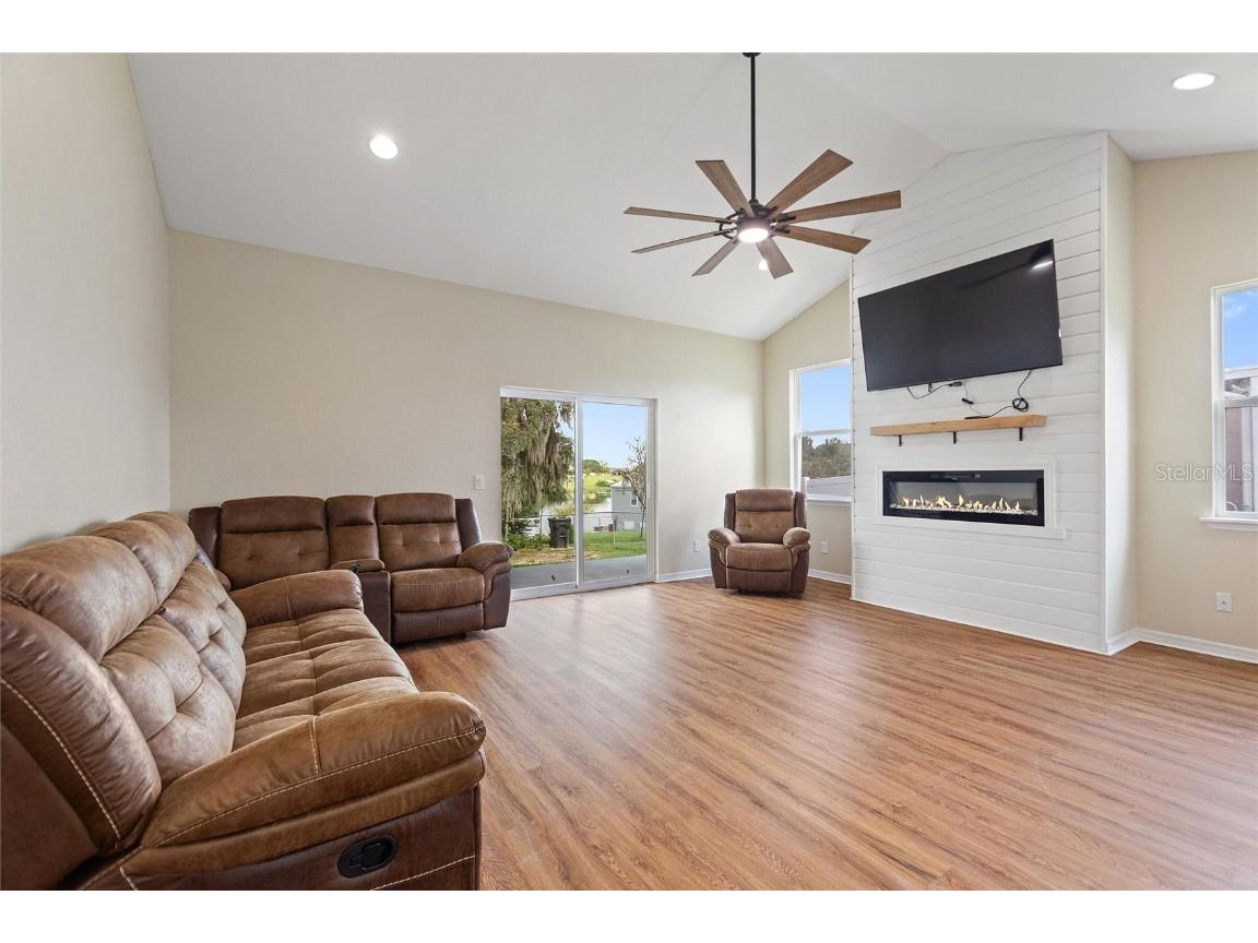 1042 Golden Bough Road Lake Wales FL 33898 P4934988 image15