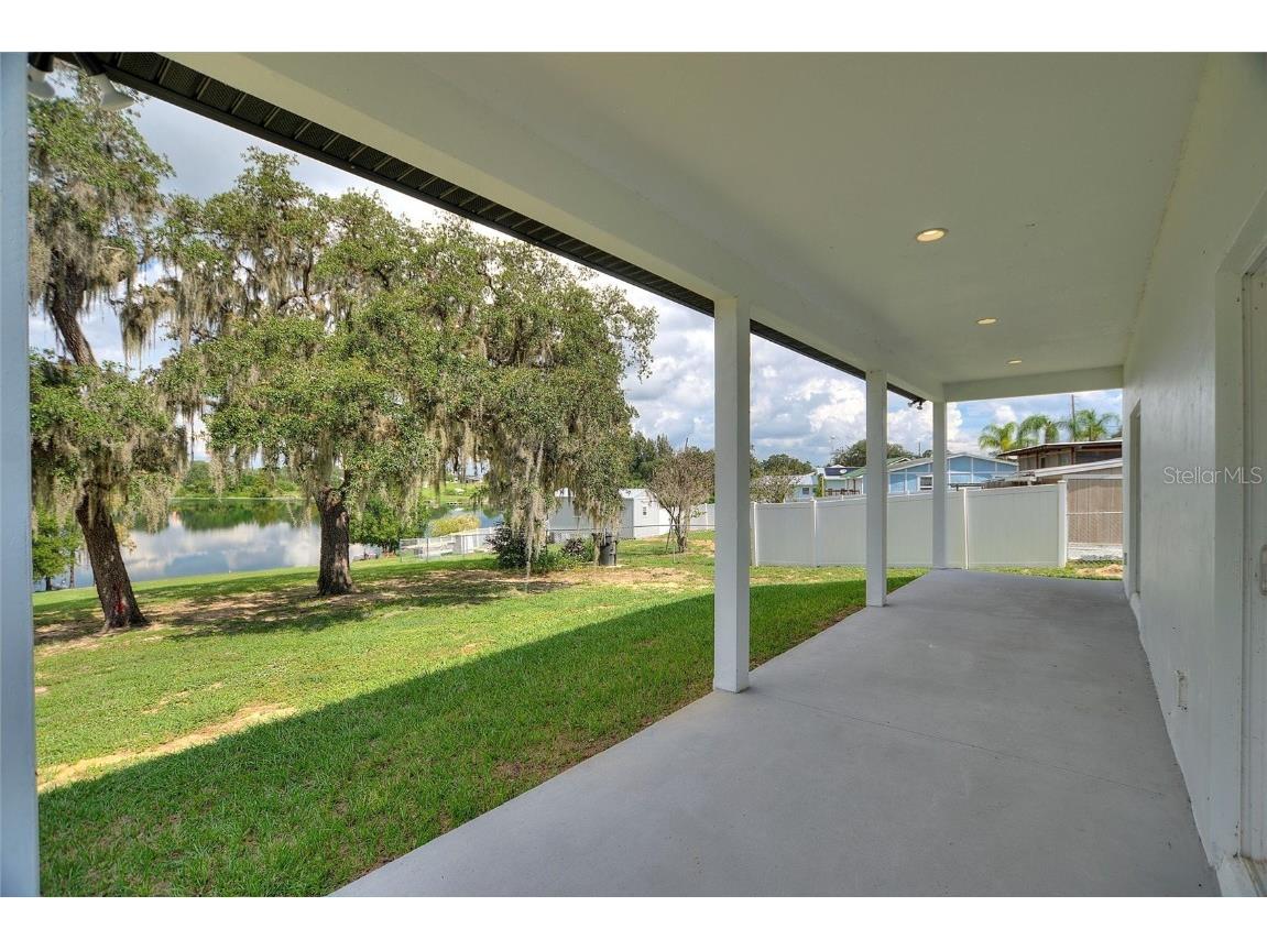 1042 Golden Bough Road Lake Wales FL 33898 P4934988 image8