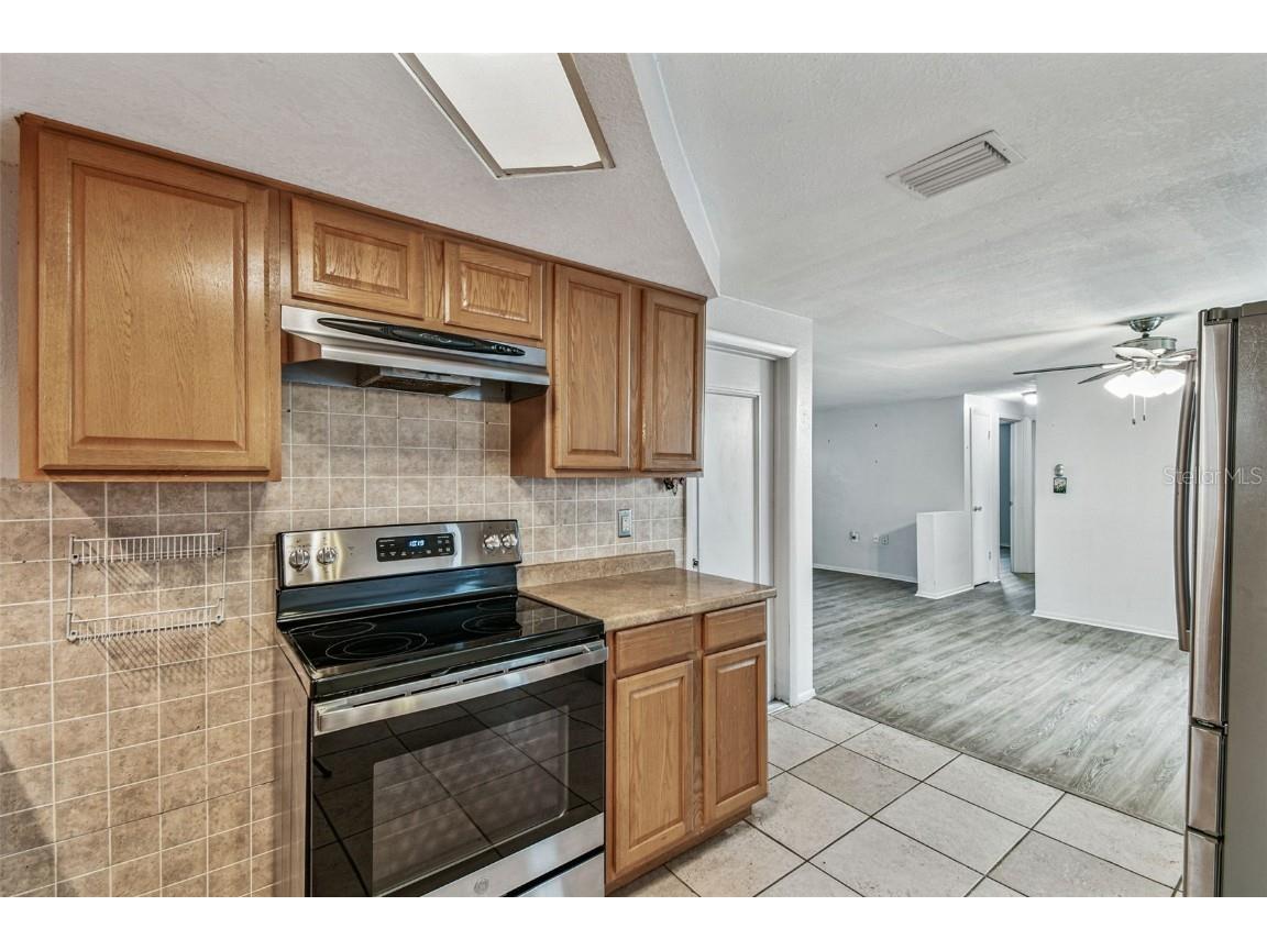 1042 Saxon Lane Holiday FL 34691 W7878369 image11