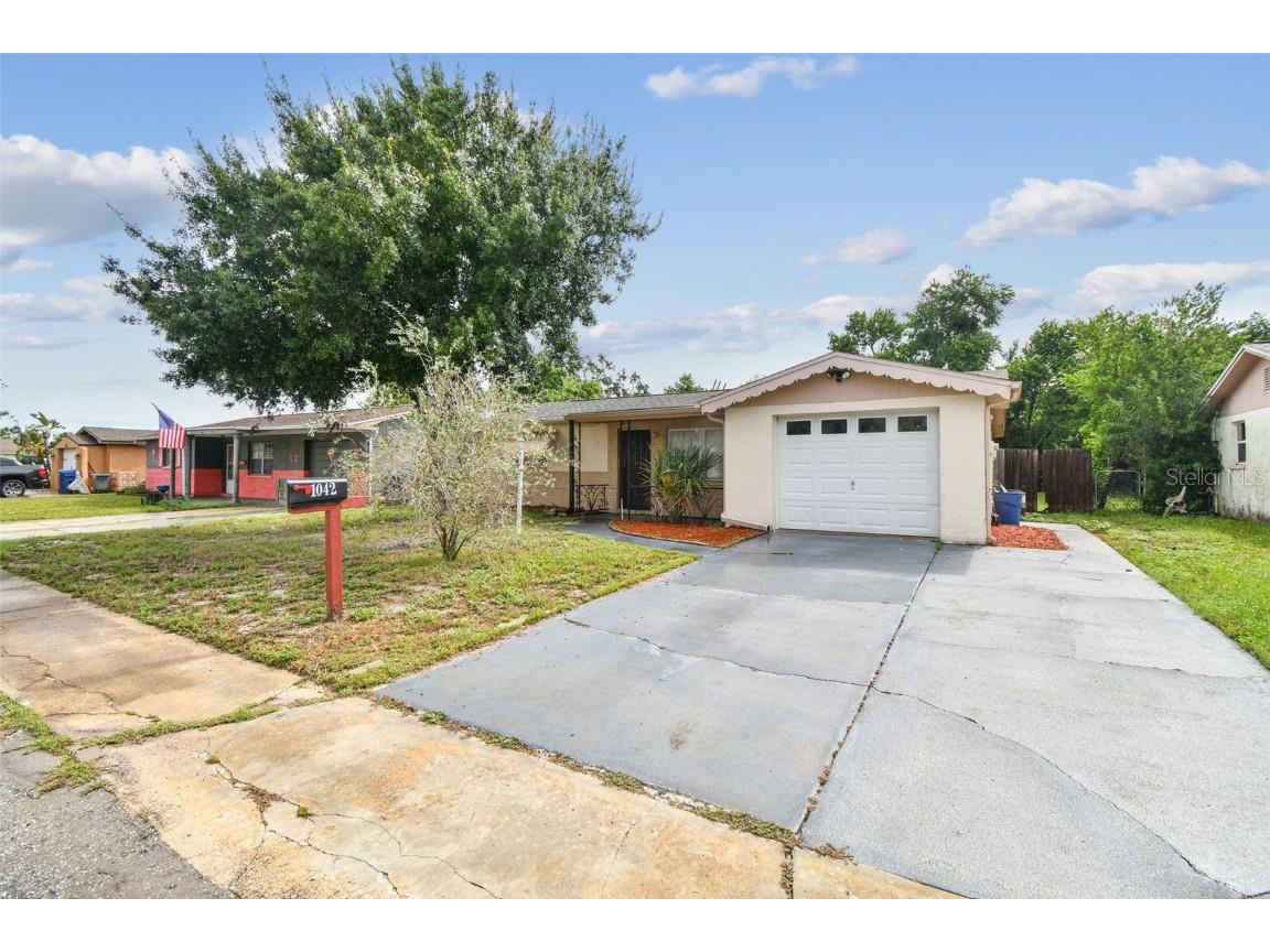 1042 Saxon Lane Holiday FL 34691 W7878369 image2