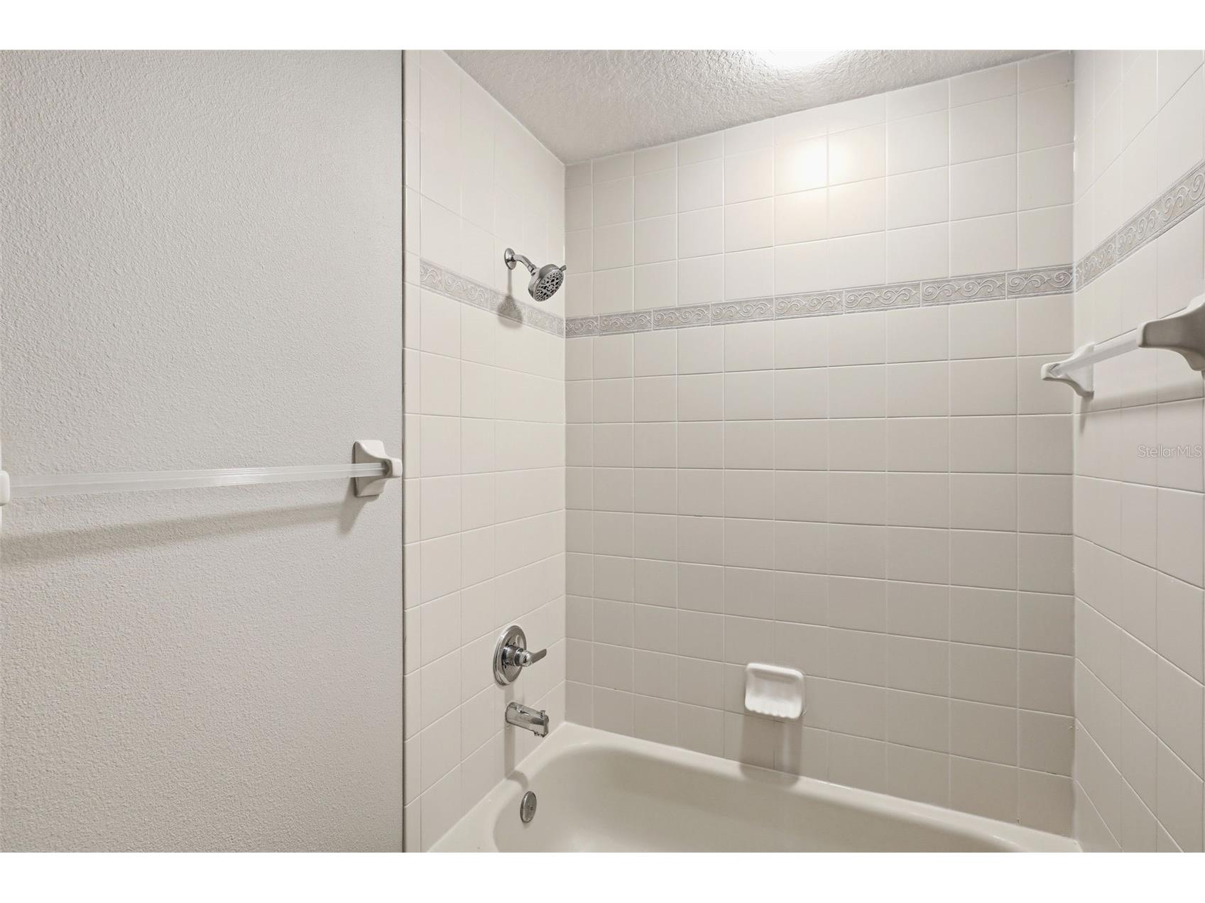 1042 Spinning Wheel Drive Apopka FL 32712 O6387165 image44