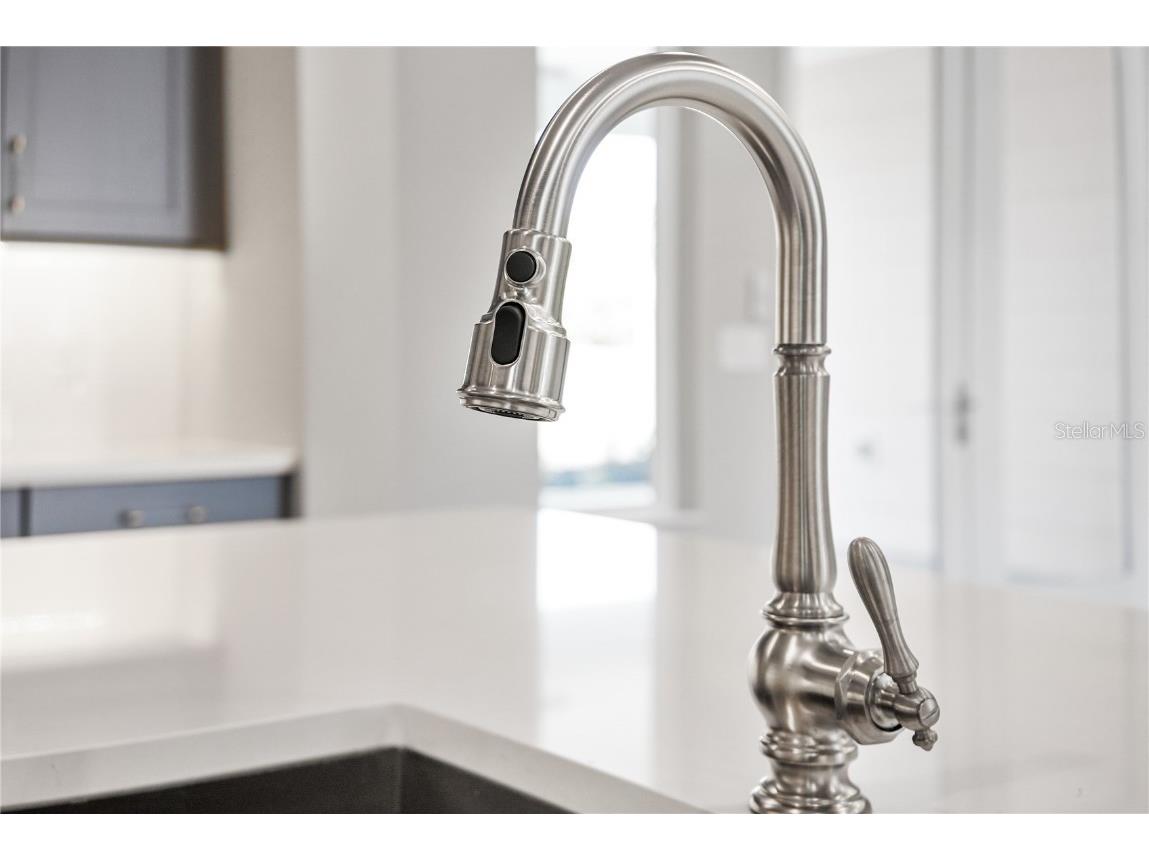 1042 Sugarloaf Key Loop Lady Lake FL 32159 G5097844 image10