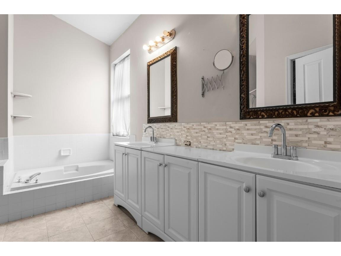 10420 Springrose Tampa FL 33626 TB8408238 image16