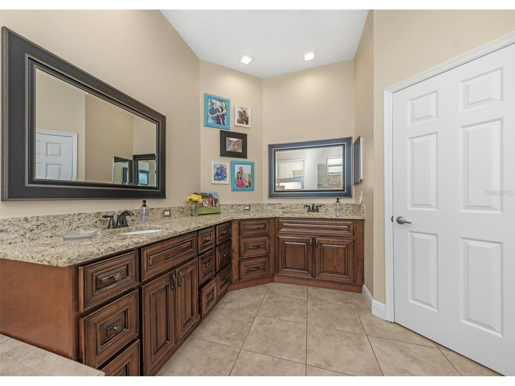 10422 Greendale Drive Tampa FL 33626 TB8496378 image36