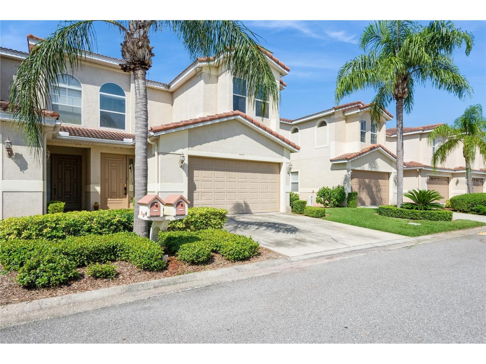 10422 La Mirage Court Tampa FL 33615 TB8505897 image1