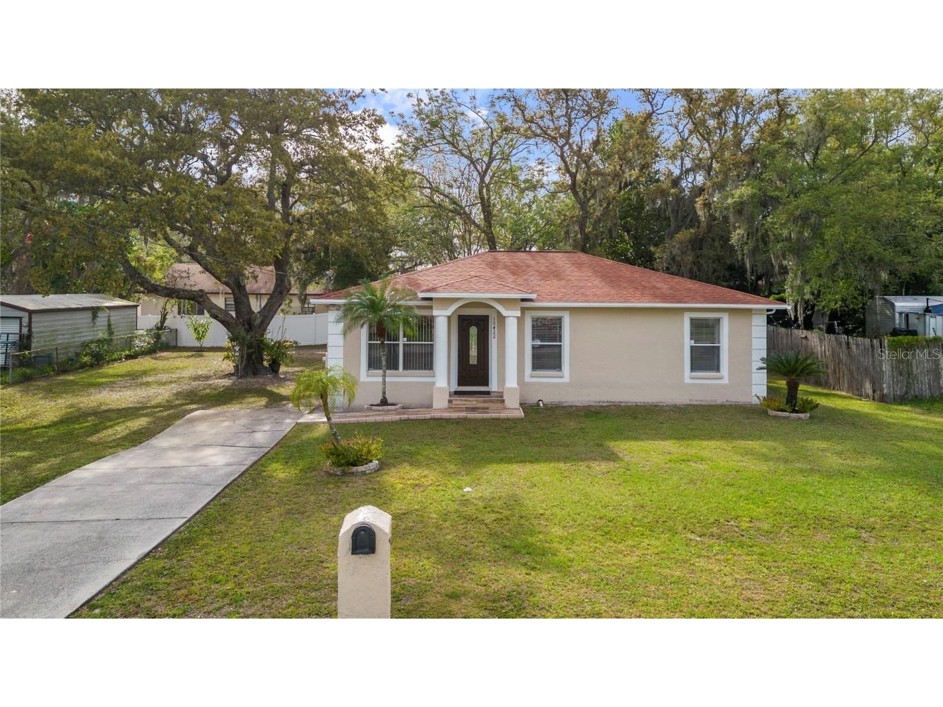 10422 N Ojus Drive Tampa FL 33617 T3515679 image1