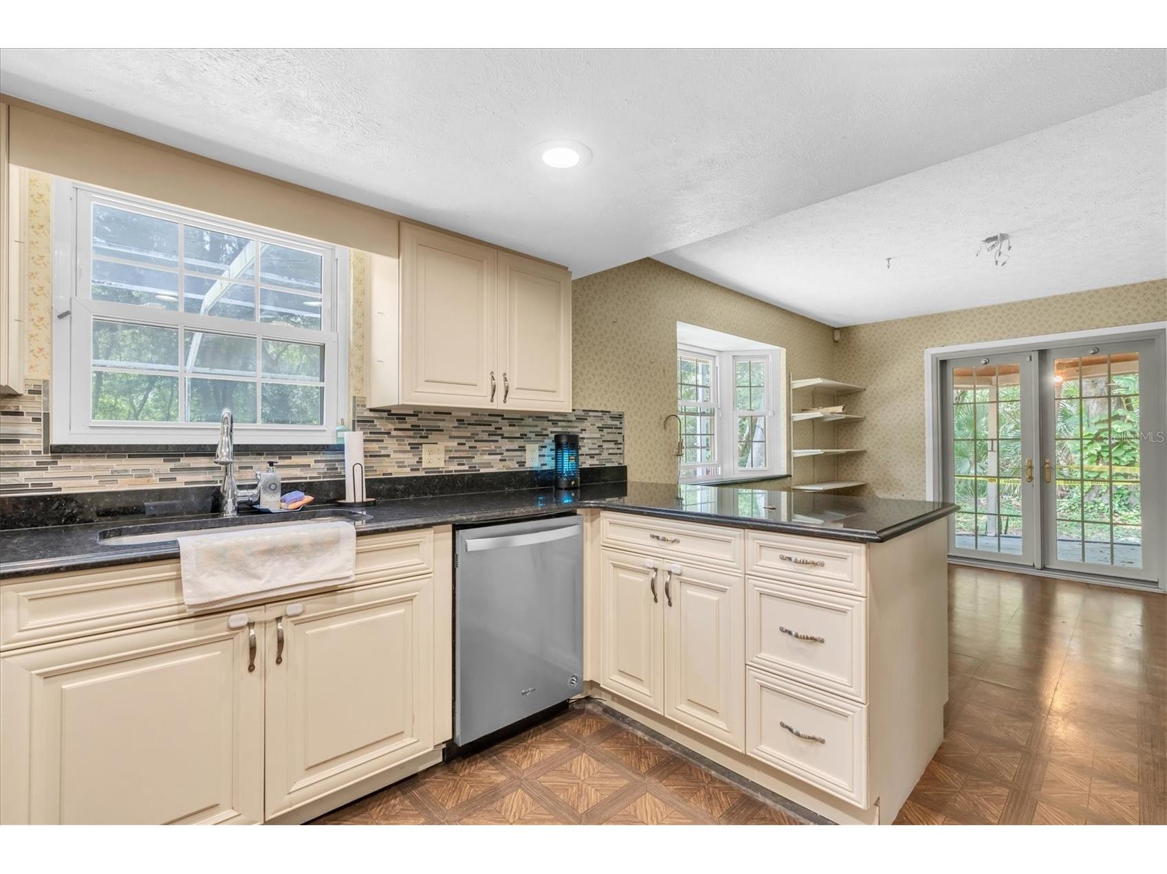 10422 N Woodmere Road Tampa FL 33617 TB8510054 image11