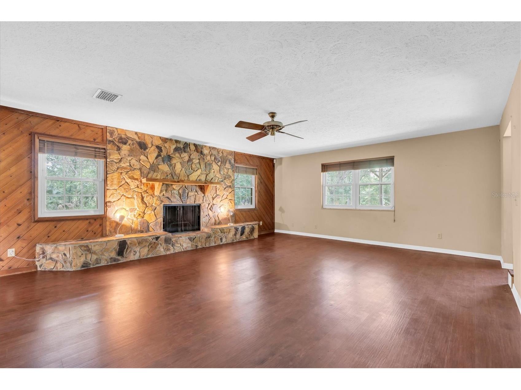 10422 N Woodmere Road Tampa FL 33617 TB8510054 image5