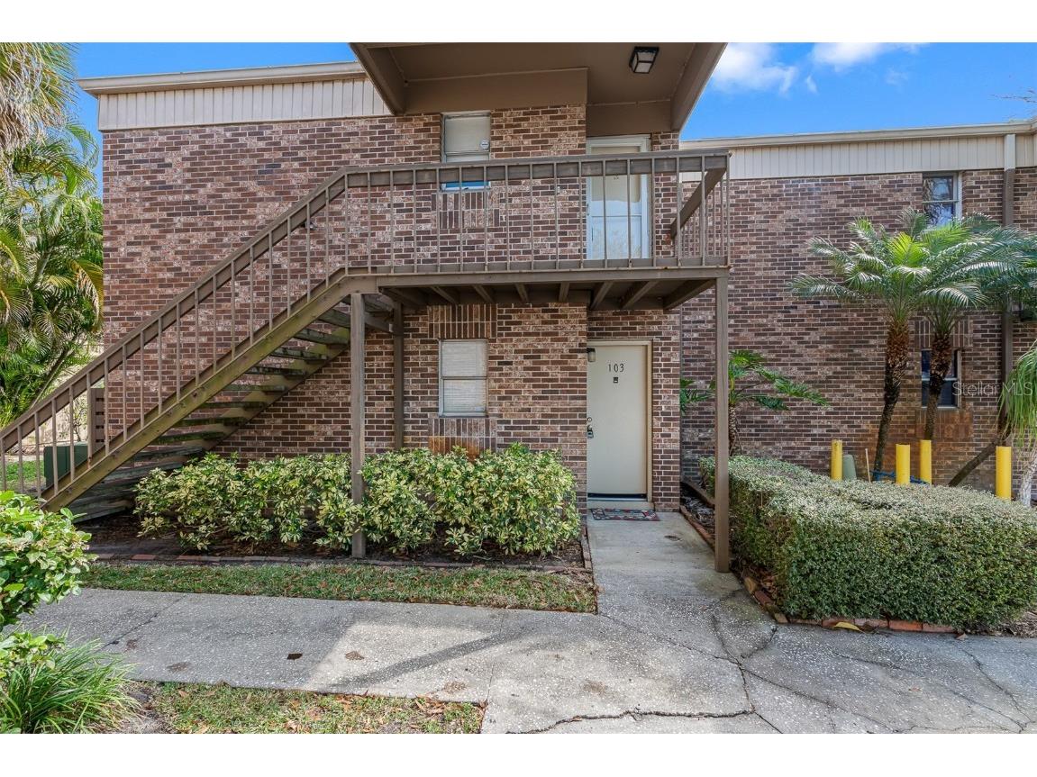 10423 Carrollbrook Circle #103 Tampa FL 33618 T3425693 image1