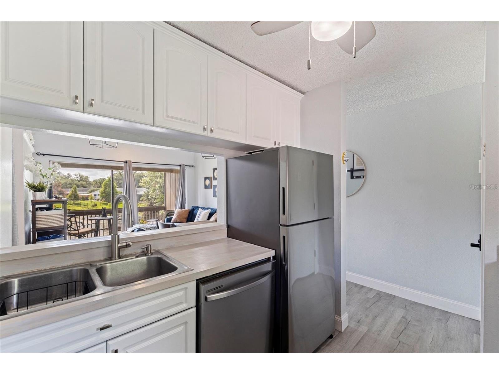 10423 Carrollbrook Circle #203 Tampa FL 33618 TB8475544 image7