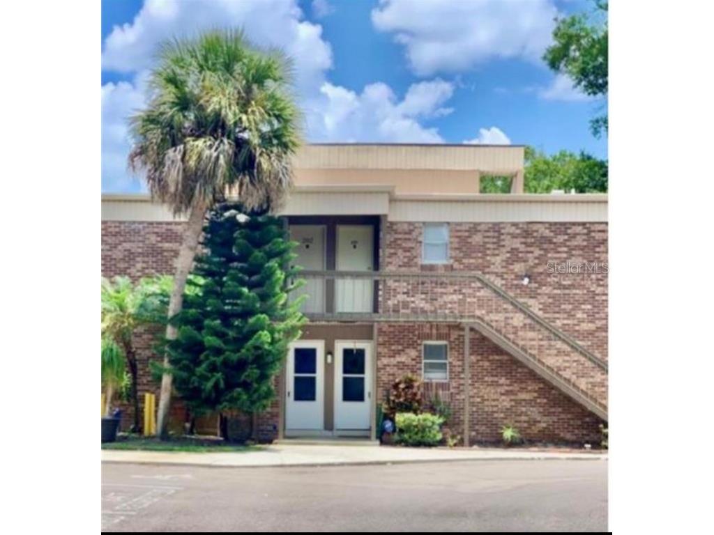 10423 Carrollbrook Court #201 Tampa FL 33618 TB8427875 image1