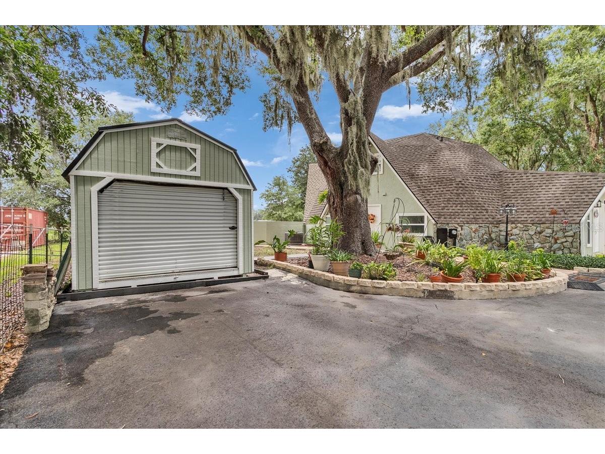 10424 Lyons Avenue Lithia FL 33547 TB8507283 image28