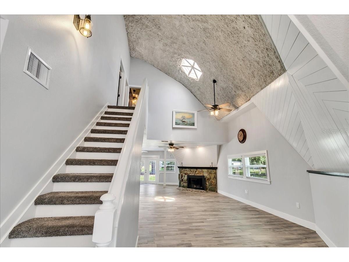10424 Lyons Avenue Lithia FL 33547 TB8507283 image4