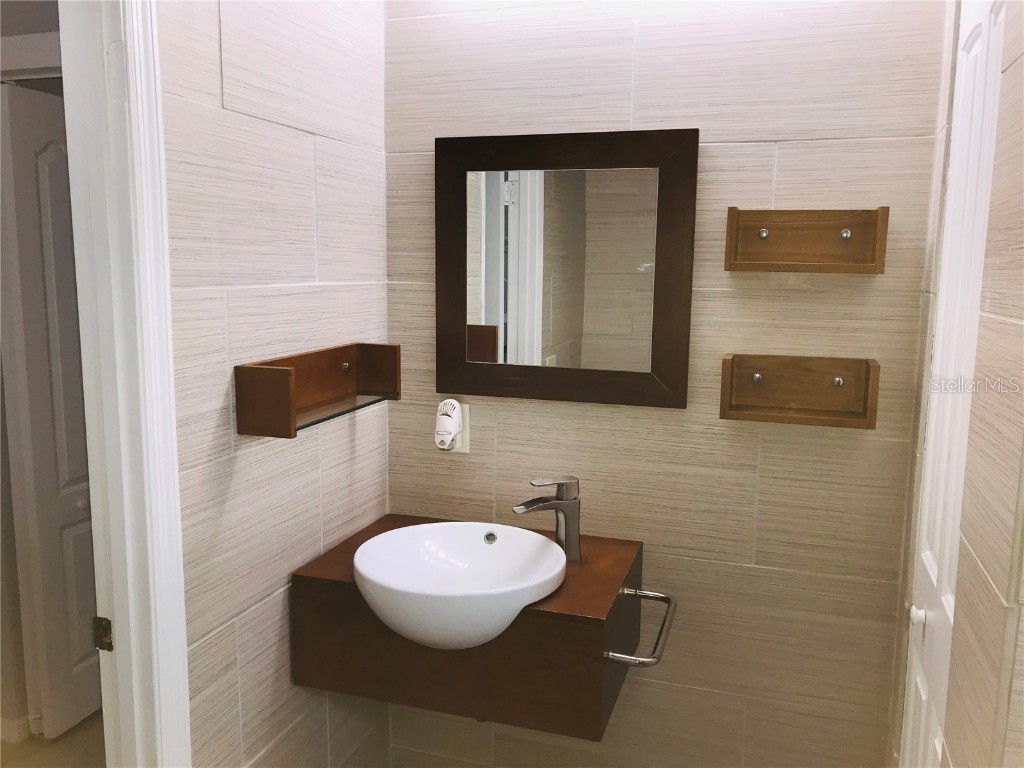 10425 La Mirage Court #202 Tampa FL 33615 T3551429 image17