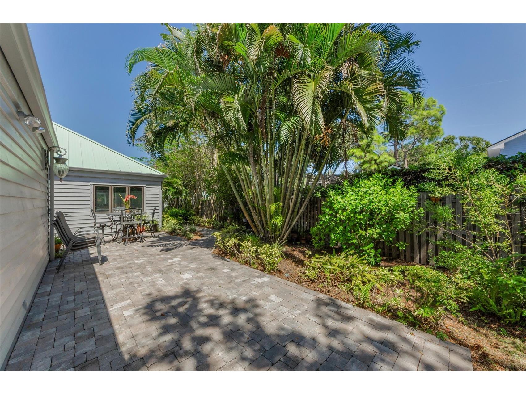 10425 Longwood Drive Seminole FL 33777 TB8435584 image37