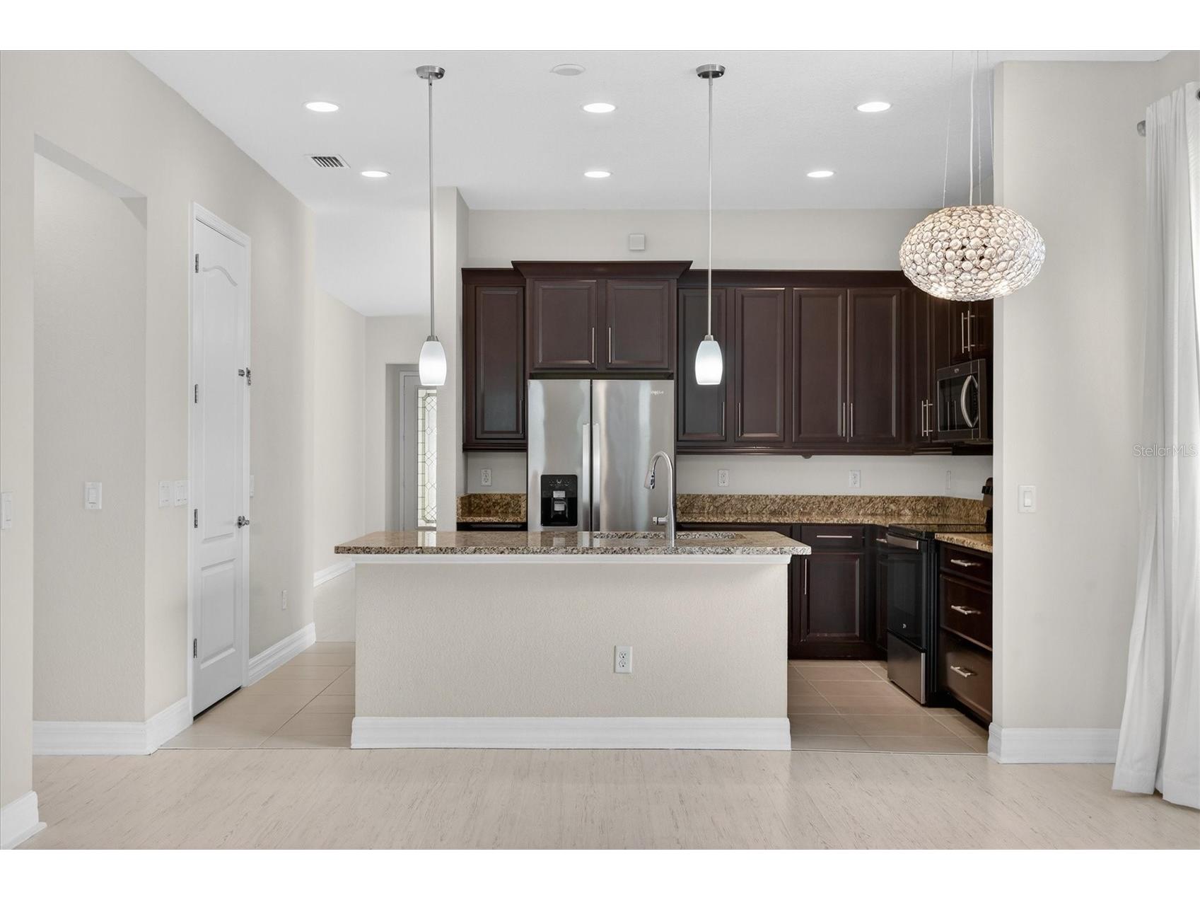 10429 Stapeley Dr Orlando FL 32832 O6397044 image22