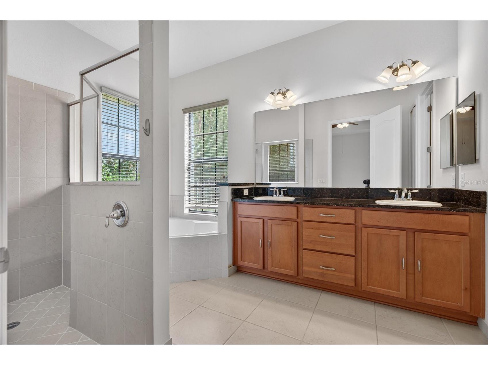10429 Stapeley Dr Orlando FL 32832 O6397044 image31