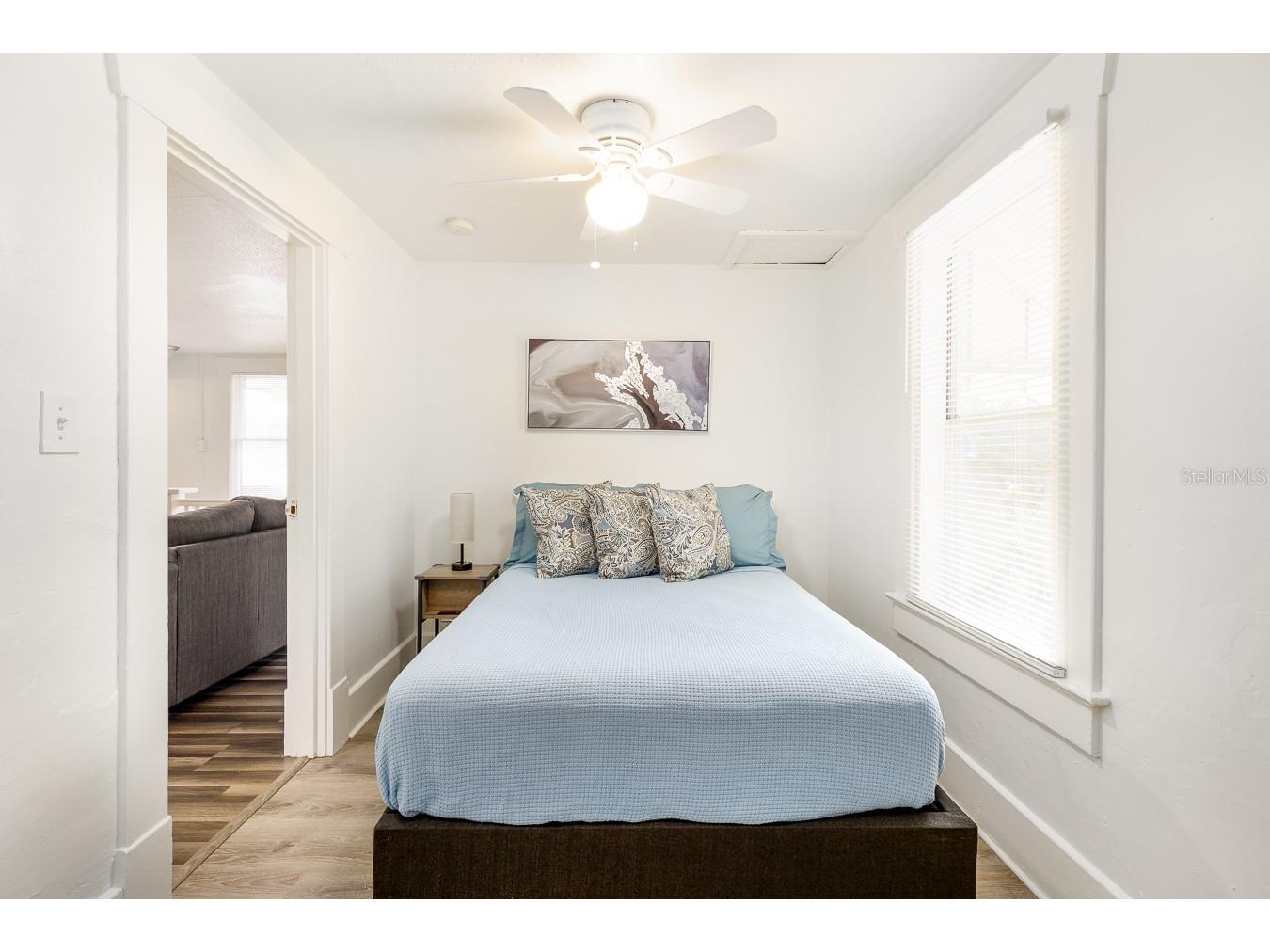 1043 7th Avenue N Saint Petersburg FL 33705 TB8462029 image22