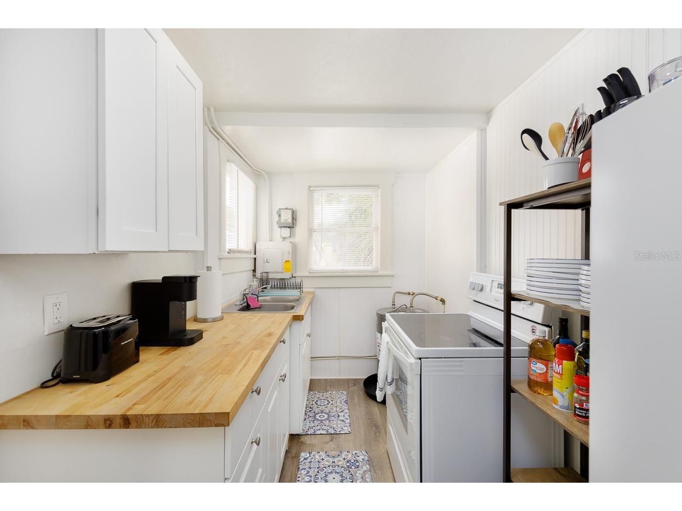 1043 7th Avenue N Saint Petersburg FL 33705 TB8462029 image26