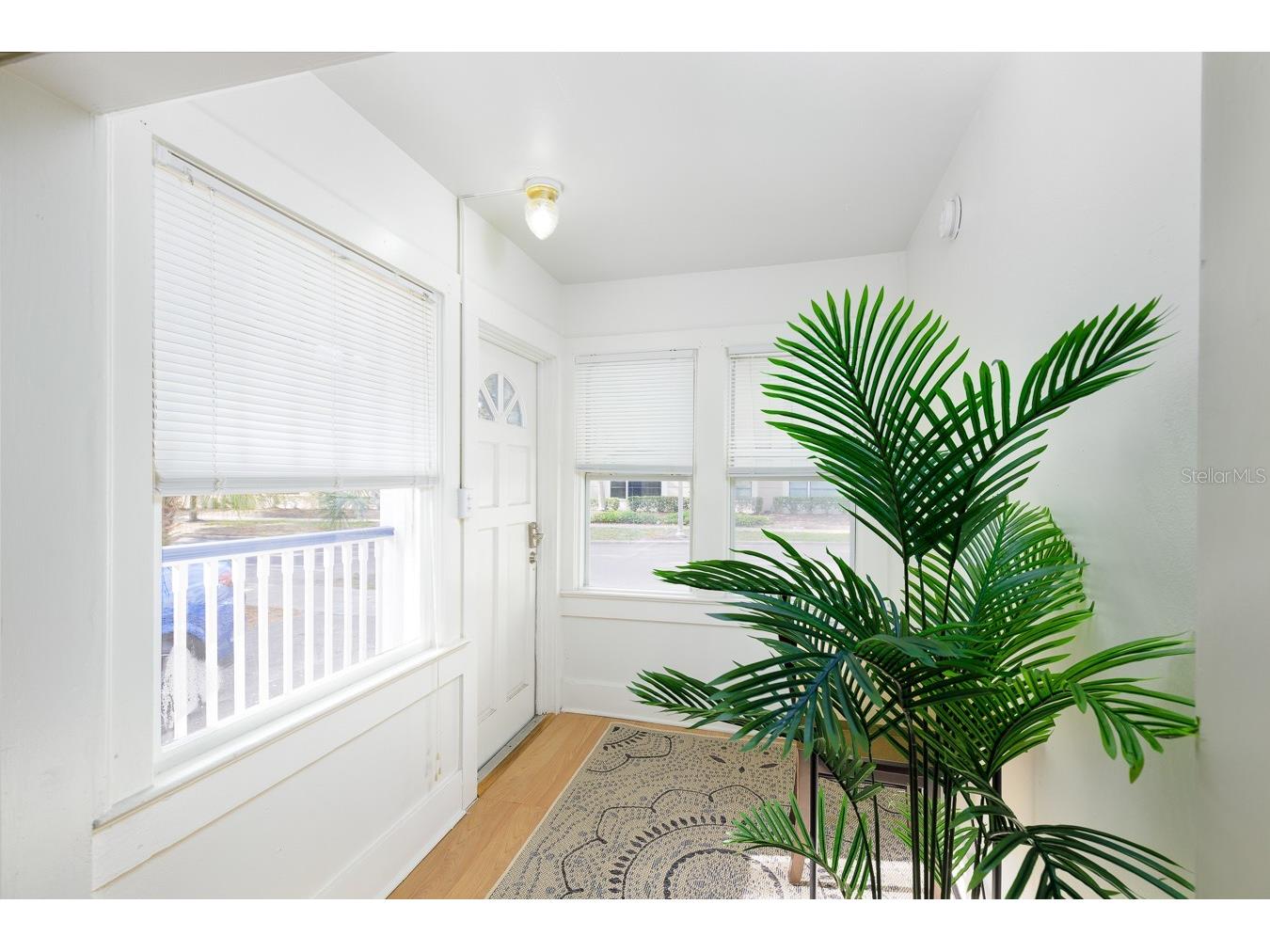 1043 7th Avenue N Saint Petersburg FL 33705 TB8462029 image6