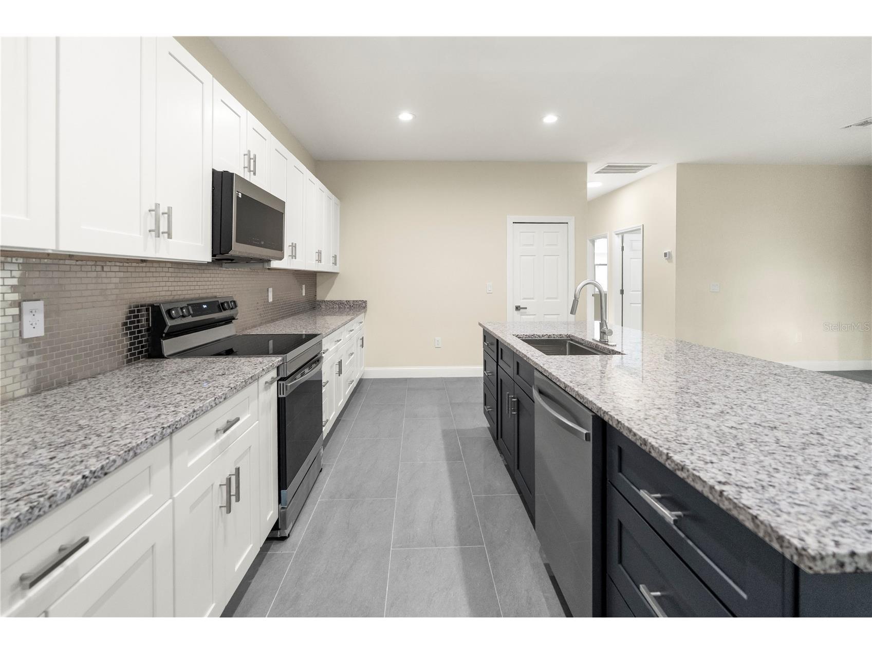 1043 Albert Ave Lehigh Acres FL 33971 C7517580 image12